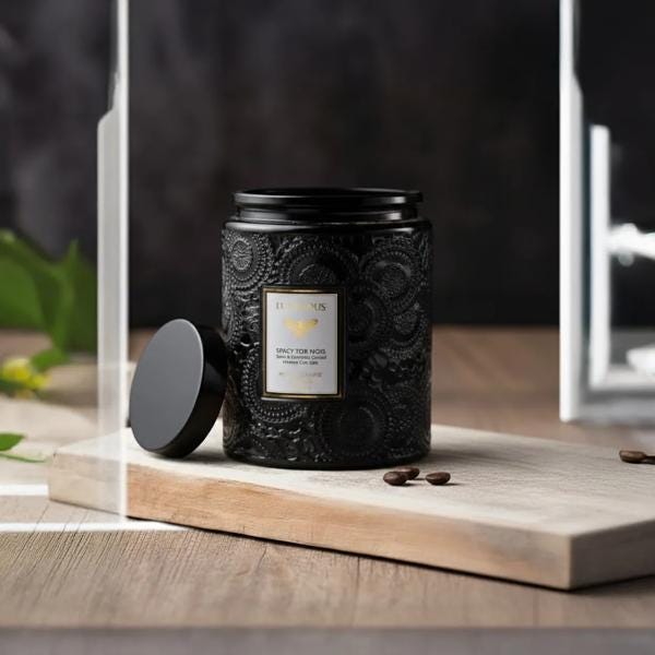 سينتد جرة شمعة معطرة لاكشيرويوس سبايسي تور نويز بعبير عسل كانيري أسود 400 جرام SA01002-2 — صورة 1